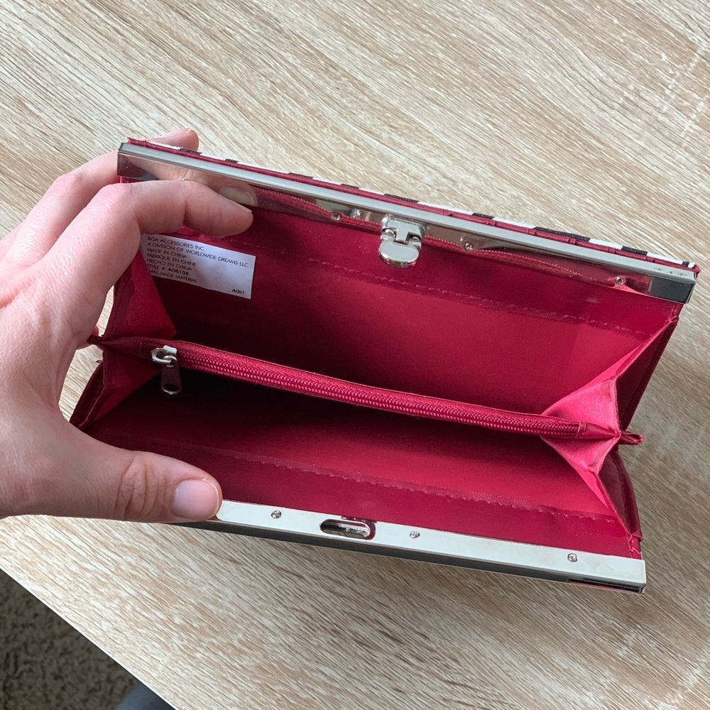 Wallet - Picture 4 of 4